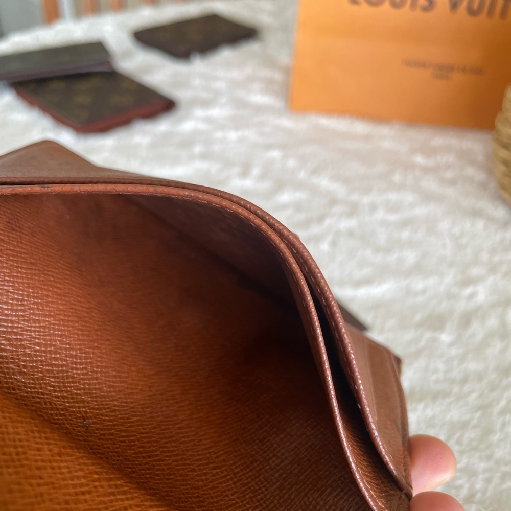 Louis Vuitton kisslock wallet.🤎🤎🤎🩷❤️🩷❤️ - Picture 12 of 16